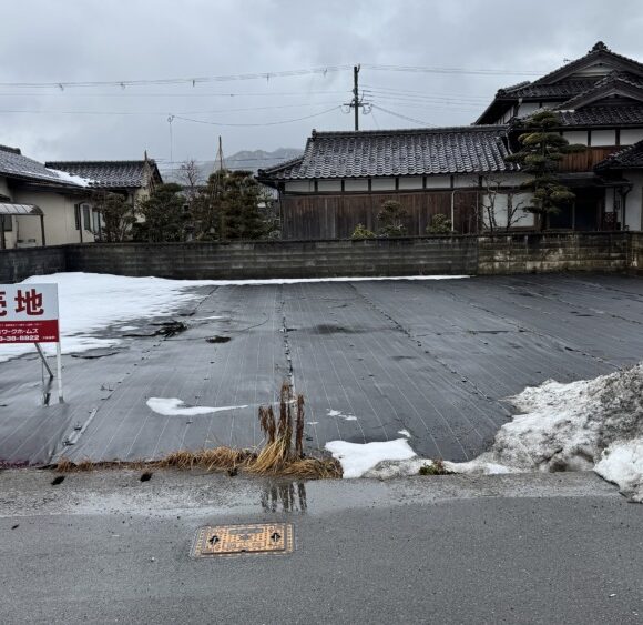 売地【大宮バイパス沿いの住宅・事業用地です。】大宮町周枳。