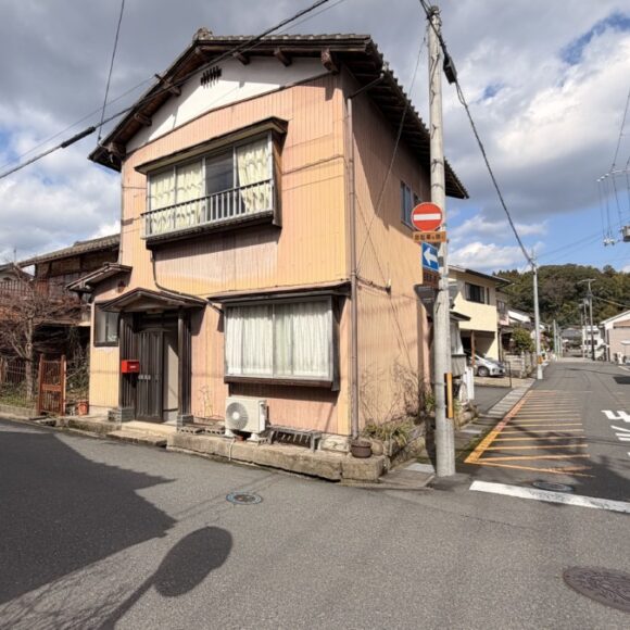 貸家 市役所近くの駐車場有物件